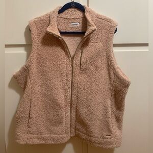 Calvin Klein Pink Teddy Vest size 2X